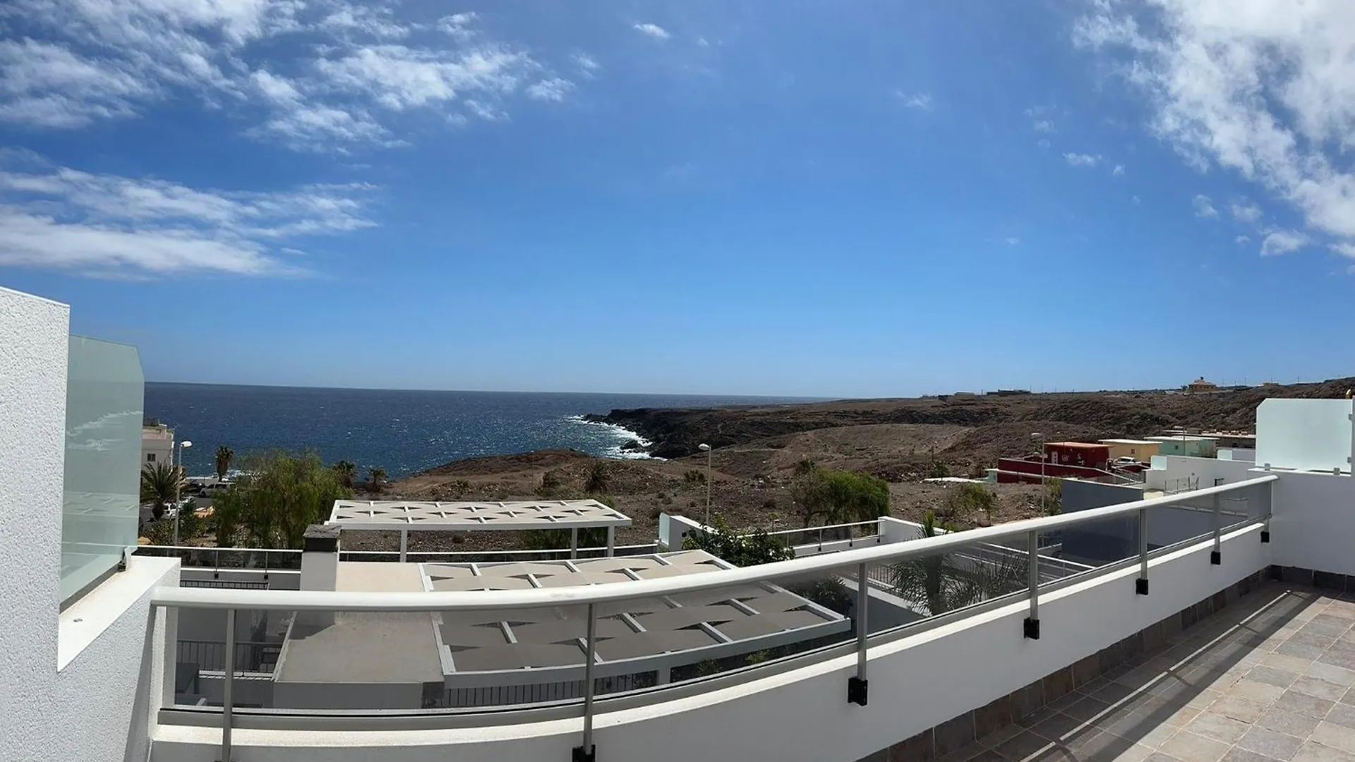 Casa La Familia Villa La Jaca